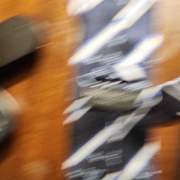 Louis Vuitton Navy and Light Blue Patterned Tie - Picture 5 of 6